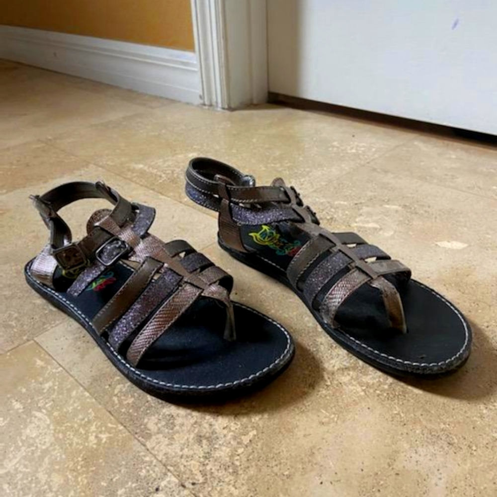 Girls sandals